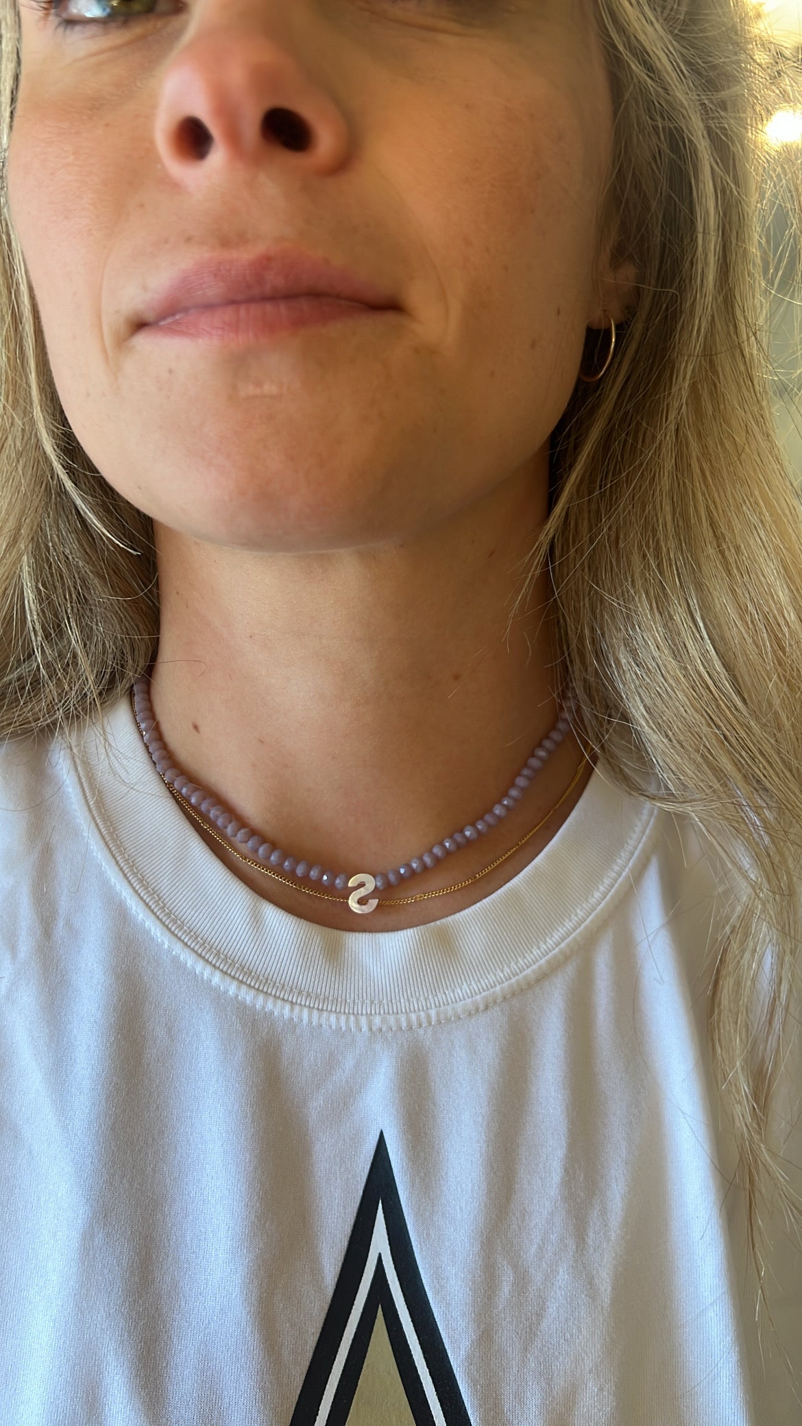 The “Shell-B” necklace